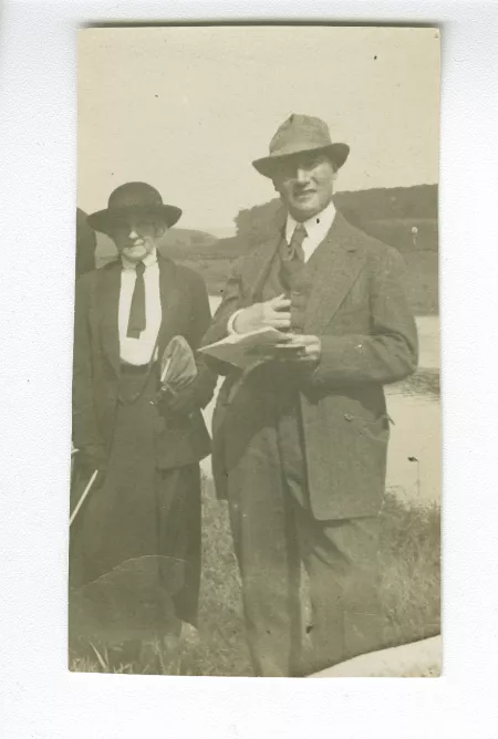 photographie d’André Gide et Maria Van Rysselberghe, au bord de la Moselle, le 14 août 1921