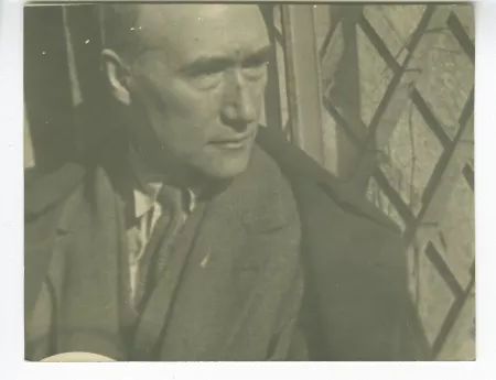 portrait photographique d’André Gide, de 3/4 droit, La Bastide Franco, février 1925
