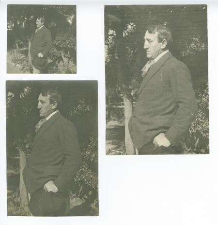 photographie de Théo Van Rysselberghe, chapeau à la main gauche, juillet-août 1908