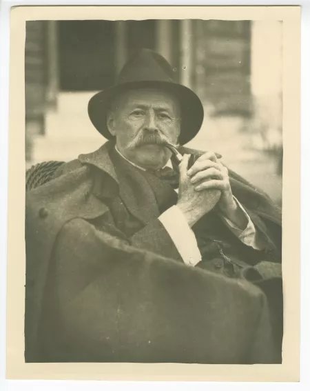 portrait photographique de l'avocat Charles Dejonghe, beau-père de Madeleine Maus