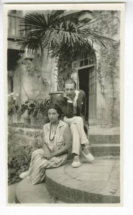 photographie de Jacques Schiffrin et son épouse Youra Guller, aux décades de Pontigny, août 1927