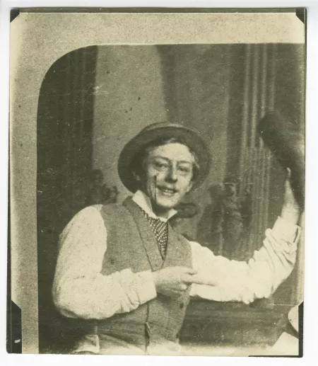 photographie d'Émile Verhaeren, lorsqu'il était étudiant à l'université de Louvain