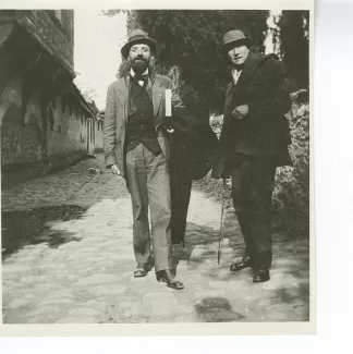 photographie d’André Gide et Henri Ghéon, dans une rue de Brousse, en Anatolie, mai 1914