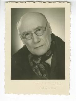 photographie d'identité d’André Gide