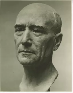 photographie du buste en argile d'André Gide par le sculpteur américain Jo Davidson (1931), de ¾ face