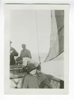 photographie de Maria Van Rysselberghe sur un bateau, avril 1931