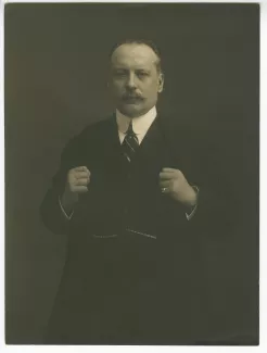 portrait photographique d'Hector Monnom, frère de Maria Van Rysselberghe