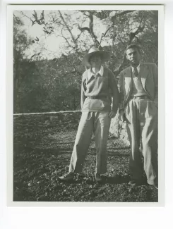 photographie de Pierre Herbart et Ethel Whitehorn, à la villa Les Audides