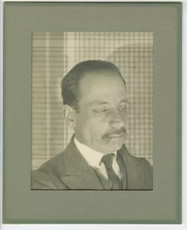 portrait photographique en buste de Rainer Maria Rilke