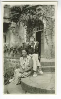 photographie de Jacques Schiffrin et son épouse Youra Guller, aux décades de Pontigny, août 1927