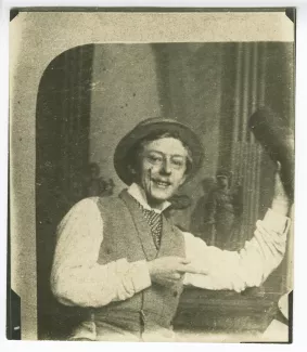 photographie d'Émile Verhaeren, lorsqu'il était étudiant à l'université de Louvain