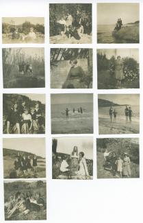 photographie d'Agnès Copeau, au centre, entourée de ses enfants : à gauche Edwige Copeau, à droite Pascal Copeau, et devant Marie-Hélène Copeau, à Saint-Clair