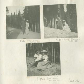 photographie de Théo Van Rysselberghe au bras de Marie Closset, marchant sur un chemin, avril 1909